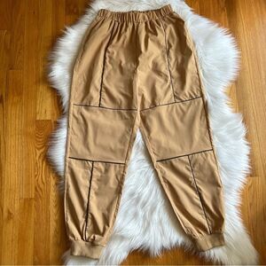 Women’s Shein Camel and Black Pants Size Small
Joggers